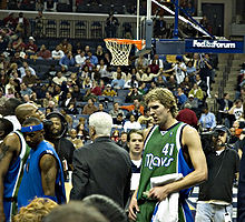 Nowitzki (#41) has been the face of the Mavericks franchise since 2004.