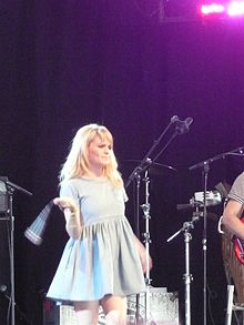 Duffy performing at the 2008 Coachella Valley Music and Arts Festival.