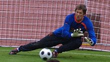 Edwin van der Sar in training with the Netherlands prior to Euro 2008.