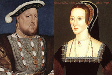 Elizabeth was the only child of Henry VIII and Anne Boleyn, who did not bear a male heir and was executed less than three years after Elizabeth's birth.