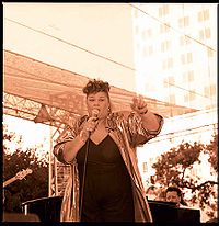 Etta James performing in San Jose, California, in 2000.