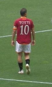 Totti during the 2006–07 season.