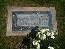 Sinatra's gravestone