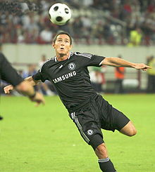 Frank Lampard playing for Chelsea in 2008.