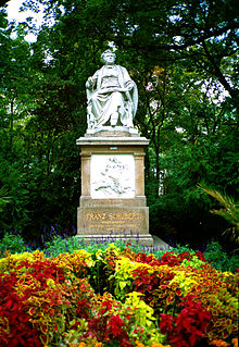 Franz Schubert memorial by Karl Kundmann in Vienna's Stadtpark