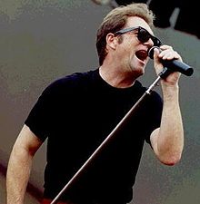 Lewis performing in 2006