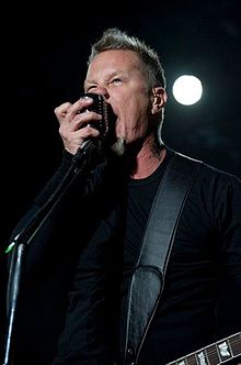 Hetfield playing in Mexico in 2010