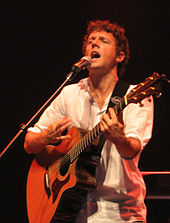 Jason Mraz performs at Foxwoods Resort Casino in Ledyard, Connecticut on May 17, 2006.