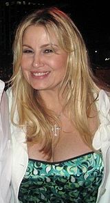 Jennifer Coolidge in 2005