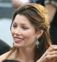Biel at the 81st Academy Awards in 2009