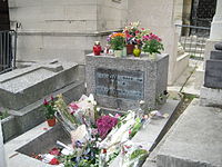 Morrison's grave at Père Lachaise (August 2008)