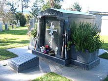 DiMaggio's grave