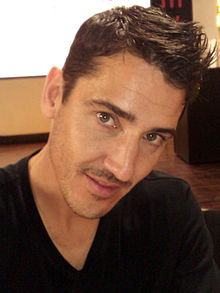 Jonathan Knight