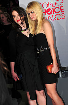 Dennings with her 2 Broke Girls co-star Beth Behrs at the 38th People's Choice Awards in January 2012.