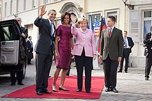 President Barack Obama and Michelle Obama in 2009 went to visit German Chancellor Angela Merkel and her husband, professor Joachim Sauer, to Rathaus in Baden-Baden, Germany.