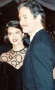Kline and wife Phoebe Cates at the Academy Awards Governor's Ball party, 1989
