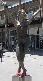 Bronze statue of Kylie Minogue at Waterfront City, Melbourne Docklands.