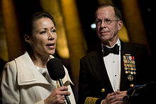Curry covering the 2009 Commander in Chief's Ball, with Chairman of the Joint Chiefs of Staff Michael Mullen