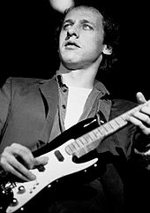 Knopfler performing in Dublin, 1981