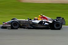 Webber driving for RBR at the 2007 British Grand Prix, with a special Wings for Life livery