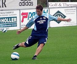 Owen training with Newcastle in 2007