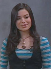 Miranda Cosgrove on the set for iCarly on February 22, 2009