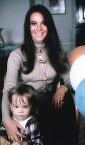 Wood with her daughter Natasha in 1973