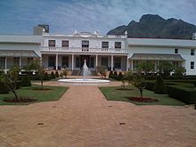 Mandela moved into the Presidential Office of Tuynhuys, Cape Town.