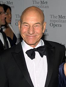 Stewart at the 2010 Metropolitan Opera's opening night of Das Rheingold