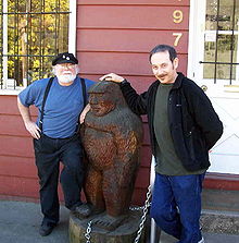 Reubens with the curator of the Bigfoot Discovery Museum in the Santa Cruz Mountains in March 2006