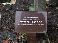 Plaque commemorating Sellers at Golders Green Crematorium