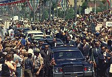 Nixon and Mexican president Gustavo Díaz Ordaz riding a presidential motorcade in San Diego, California, September 1970.