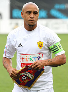 Roberto Carlos (footballer)