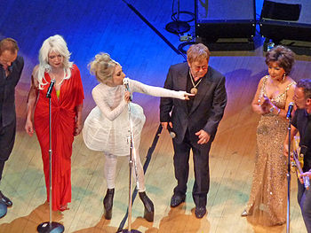 From left to right: Sting, Debbie Harry, Lady Gaga, Elton John, Bassey and Bruce Springsteen at Carnegie Hall 2010