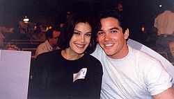 Dean Cain and Teri Hatcher at the 1993 Emmy Awards.