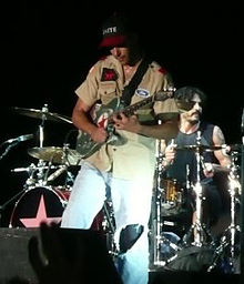 Tom Morello performing with Rage Against The Machine at the 2008 Reading Festival