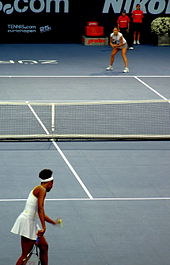 Venus Williams serving to Ivanovic in their semifinal match at the Zurich Open