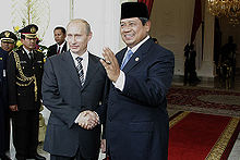 Putin with Indonesian president Susilo Bambang Yudhoyono.