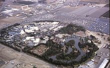 Disneyland: aerial view, August 1963, looking SE. New Melodyland Theater at top. Santa Ana Freeway (US 101 at the time, now I-5) upper left corner.