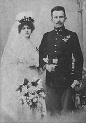 Emilia and Karol Wojtyła Sr. wedding portrait