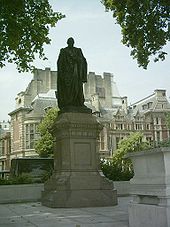 Statue in Parliament Square, London