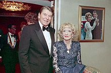 Bette Davis with President Reagan 1987, two years before her death