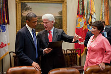Clinton with President Barack Obama and Senior Advisor Valerie Jarrett in July 2010