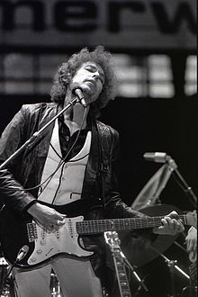 Dylan performing in Rotterdam, June 23, 1978