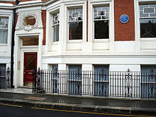 Bob Marley's flat in 1972 at 34 Ridgmount Gardens, Bloomsbury, London.[22][23][24]