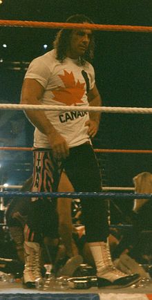 In 1997, Hart became a tweener: generally cheered for by Canadian fans and booed by American fans while remaining largely consistent in character.