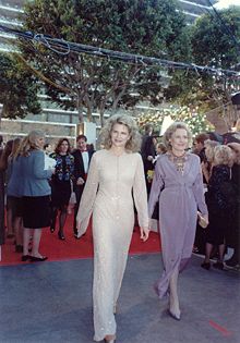 Candice Bergen and her mother Frances Bergen at the 62nd Academy Awards March 26, 1990