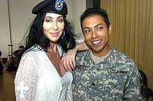 Cher meets with staff members during her July 12, 2006, visit at Landstuhl Regional Medical Center, Germany