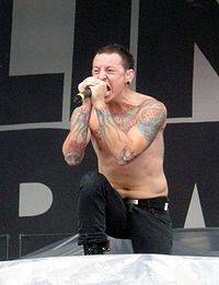 Bennington performing at Sonisphere Festival in Kirjurinluoto, Pori, Finland, 2009