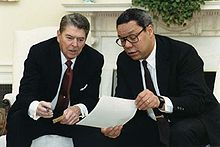 President Ronald Reagan and National Security Advisor Powell in 1988